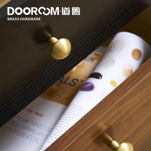 Dooroom Kuningan Mebel Menangani Jamur Lucu Lemari Pakaian Lemari Rias Lemari Laci Tarik Tombol untuk Kamar Anak-anak - Product Image 1