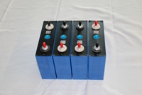 Batterie au lithium LiFePO4 de qualité A MB31 3,2 V 100 Ah, 8000 cycles, pour système de stockage d'énergie solaire domestique, prête à être expédiée de Chine