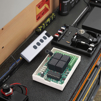 Télécommande RF 433Mhz à 4 canaux avec portée de l'émetteur de 100 mètres Contrôle du récepteur de la maison intelligente Fonction antichoc en plastique