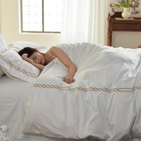 Certificat OEKO Tex Standard 100 pour la literie d'hôtel, drap, housse de couette, taie d'oreiller. Ensemble 100% coton en blanc