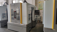Machine de gravure et de fraisage à portique de précision pour la stabilité des moules de produits plastiques DC-8070A