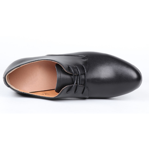 Zapatos de trabajo formales de tacón bajo para mujer, de cuero de vaca granulado, para exteriores, estilo uniforme, de fábrica. - Product Image 3