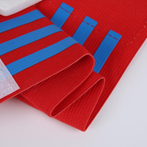 Brassard <span class=keywords><strong>de</strong></span> capitaine <span class=keywords><strong>de</strong></span> football personnalisé pour l'entraînement et la compétition, vente en gros - Product Image 5