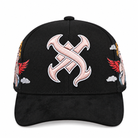 Casquette de baseball noire personnalisée avec lettres abstraites brodées, patch dessin animé, détails en strass, visière incurvée, style streetwear, vente en gros OEM