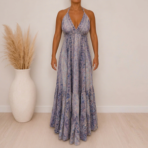 Vestido maxi bohemio halter azul claro con estampado paisley, de gasa tejida, corte acampanado, ajuste regular, sin mangas, largo hasta el suelo, cintura imperio, para verano. - Product Image 1
