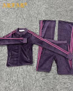 Completo Tuta da <span class=keywords><strong>Donna</strong></span> in Velluto per San Valentino 2026, Set Personalizzato con Giacca e Pantaloni in Velluto a Righe, <span class=keywords><strong>Abbigliamento</strong></span> Femminile - Product Image 3