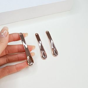 Cuillère à cosmétiques perforée en plastique électroplaqué de 6 cm – Pour crème contour des yeux et masque – Vente en gros disponible - Product Image 4
