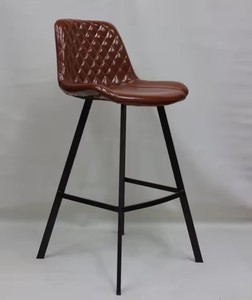 Sillas Altas de Diseño Cómodo con Patas de Metal y Asiento de Cuero PU para Cocina, Bar o Restaurante en Venta - Product Image 2