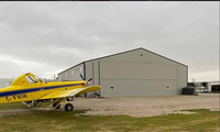 Hangar d'avion préfabriqué en acier galvanisé anti-corrosion avec panneaux sandwich isolés