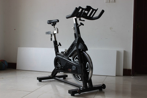 Bicicleta de Spinning Profesional Magnética Silenciosa para Gimnasio - Product Image 4