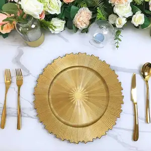 2024 New Product 13inchs Wholesale Cheap Gold Charger Plastic Under Plate Wedding Party Charger Plate