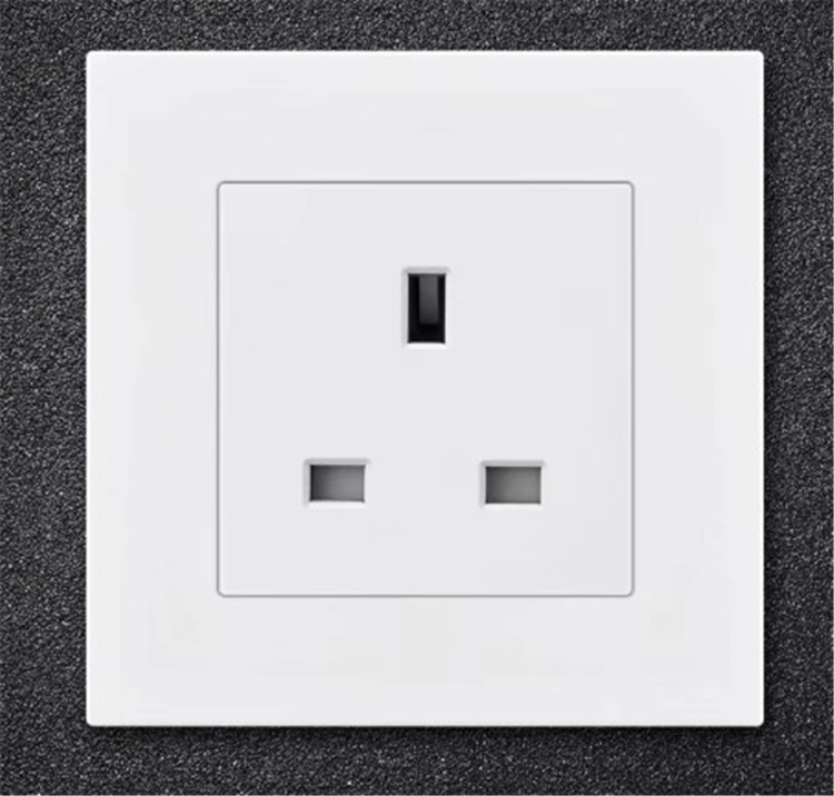 13A 86 single UK standard wall plug Hong Kong-style Macau socket a 3 pins wall mount switch power plug