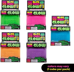 Best-seller transfrontalier Schylling NeeDoh Nice Cube Glow - Jouet à presser avec une texture super solide - Brille dans le noir - Cube - Product Image 2