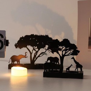 Lanterne en fer forgé noir style africain en forme d'éléphant pour décoration intérieure et présentation de bougies - Product Image 4