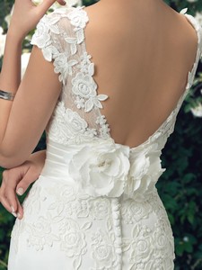 AL1609 <span class=keywords><strong>2023</strong></span> <span class=keywords><strong>Robe</strong></span> de Mariée Civile de Gros pour Femme, <span class=keywords><strong>Robe</strong></span> de Soirée Simple en Dentelle Fleurie et Satin, <span class=keywords><strong>Robe</strong></span> de Mariée Sirène Féerique - Product Image 2