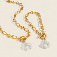 Ensemble collier et bracelet en perles d'eau douce, chaîne géométrique en acier inoxydable plaqué or 18 carats PVD pour femme, style minimaliste chic au quotidien