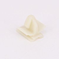 Clips de fixation de voiture résistants à la corrosion Clips de câble en nylon faciles à appliquer pour la vis de revêtement d'aile de roue avant arrière