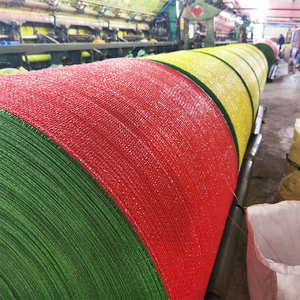Bolsa de malla Raschel roja directa de fábrica en rollo Material PE Tamaño y color personalizables para embalaje de verduras de cebolla y patata - Product Image 3