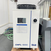 Mesin Las Laser Serat Otomatis 2000W 3000W 6000W yang Dapat Disesuaikan untuk Lini Perakitan Paket Baterai Lithium Ion Prismatik