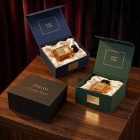 Boîte cadeau de parfum vert foncé haut de gamme, rigide, magnétique, avec doublure en éponge, gaufrage, matériaux recyclés, pelliculage mat