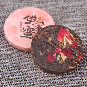 Pastel <span class=keywords><strong>de</strong></span> Té Negro con Aroma Dulce a Rosa - Product Image 2