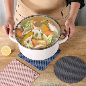 Heat Resistant <b>Silicone</b> Mat Drink Cup Coasters Nonslip Pads Pot Holder Table Placemat Kitchen Accessories - Product Image 5