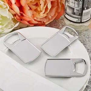 2024 thiết kế mới tùy chỉnh Keychain cho chai kim loại sáng tạo Keyring mở chai khắc tên