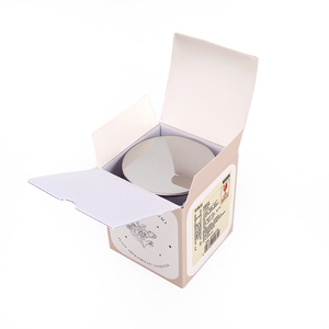 Vela perfumada de tarro de cristal blanco y negro con cera de soja personalizada para decoración del hogar con tapa de metal y caja - Product Image 5