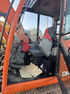 รถขุด DH70-7ไฮดรอลิก Doosan ขนาดเล็กพร้อมปั๊มกระปุกเกียร์ของเครื่องยนต์7ton มือสองราคาถูกทดสอบและตรวจสอบ - Product Image 6