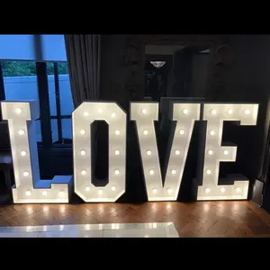 Giaguarsign produttore segni di nozze personalizzati sposami Light Up Letters Love LED Light Marquee Letters Signs 4ft Mr and Mrs