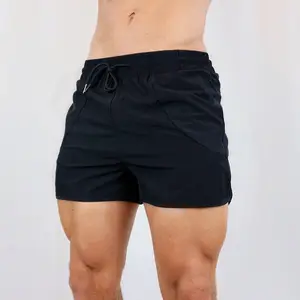 Calça esportiva masculina de secagem rápida, calça casual atlética de verão de treino de três quartos para homens, shorts curtos elásticos respiráveis para academia