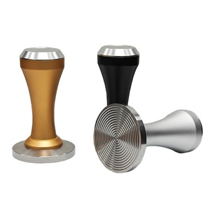 Thân Thiện Với Môi Thép Không Gỉ Espresso Tamper Biểu Tượng Tùy Chỉnh Thả Barista Lực Lượng Phân Phối Công Cụ Cần Số Cà Phê Công Cụ - Product Image 1