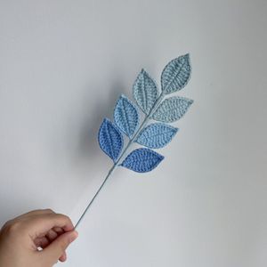 Flores de Ganchillo Hechas a Mano con Hojas de Olivo, Tallos de Eucalipto Tejidos, Hojas de Ganchillo, Regalos, Decoración para Bodas y Hogar - Product Image 4