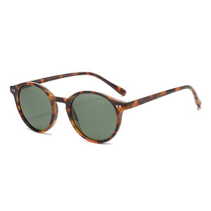 Gafas de Sol Retro de Moda con Montura Polarizada, Protección UV400, Lentes TAC, Montura de PC para Verano, para Hombre y Mujer - Product Image 3