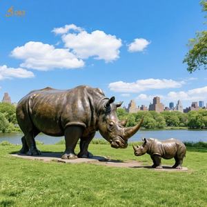 Su misura giardino esterno moderno grande bronzo fusione animale scultura a grandezza naturale di rinoceronte e cuccioli statua in bronzo per arredamento pubblico - Product Image 3