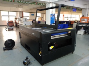 Cortador láser ARGUS 1390 1325 CO2 Máquina cortadora de grabado láser Oro para madera MDF Acrílico Sin marca Portátil 100 vatios 150 vatios - Product Image 3