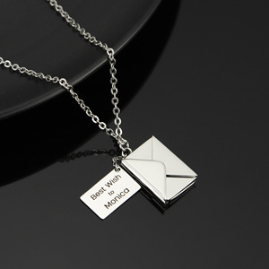 Collier en acier inoxydable personnalisé en forme d'enveloppe <span class=keywords><strong>avec</strong></span> photos gravées, idéal pour un cadeau de Saint-Valentin - Product Image 3