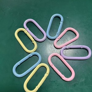 Mousqueton en alliage d'aluminium coloré macaron n°5, peint, avec clip à ressort, pour la fabrication de colliers, bracelets et accessoires de bijouterie, petit crochet - Product Image 1