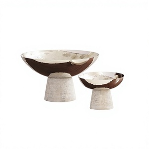Juego de 2 tazones decorativos de diferentes tamaños, tazón para servir frutas de hierro de la más alta calidad para uso en bodas y fiestas. - Product Image 1