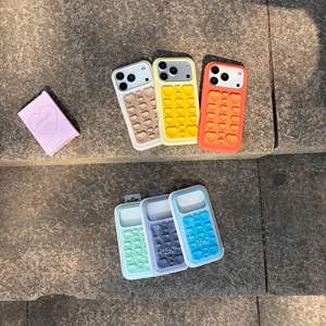 Support en forme de cœur à ventouse grande et petite, compatible avec les coques de téléphone Apple 17 et 16 Pro Max, en silicone de haute qualité. - Product Image 6