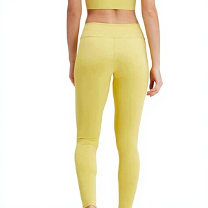 Sujetador deportivo sin costuras para mujer, con espalda cruzada, de alta sujeción, transpirable, para gimnasio, entrenamiento, yoga, correr, fitness, con logo personalizado - Product Image 6