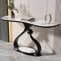 Table console de luxe en or avec plateau en marbre, design moderne, table d'entrée élégante pour les propriétaires américains