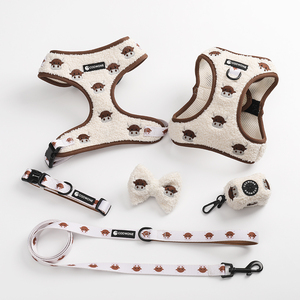 Lüks işlemeli köpek koşum özel tasarımcı köpek koşu koşum yaka ve köpekler için koşum - Product Image 1