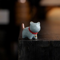 Figurine de chaton en forme de cloche, douce et moelleuse, pour le bureau, ornements de chatons de thé chinois