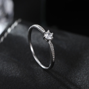 Anillo de Plata de Ley S925 con Zirconia de Seis Puntas, Chapado en Rodio, para Mujer, Anillo de Lujo para Boda y Fiesta, Regalo - Product Image 4