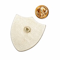Insignia Esmaltada en Forma de Escudo, Personalizada, Precio de Fábrica al por Mayor, MOQ Bajo, Pin Metálico 3D Dorado para Uniformes Escolares, Regalo