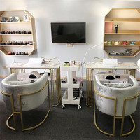Petit tabouret de bar populaire de couleur rose Offre Spéciale en gros chaise de client principal pour l'utilisation de table de manucure de salon de beauté de station thermale