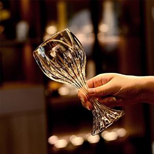 L Gobelets européens haut de gamme en cristal faits à la main Design classique Verres à vin sans plomb Verres à vin épais pour la maison - Product Image 1