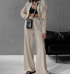 Runwaylover 2688短款上衣和宽松休闲裤套装 - Product Image 2