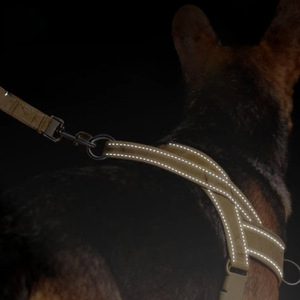 Imbracatura Tattica Resistente per <span class=keywords><strong>Cani</strong></span> con Fibbia in Metallo, Gilet da Addestramento K9 Regolabile e Riflettente per <span class=keywords><strong>Cani</strong></span> <span class=keywords><strong>di</strong></span> <span class=keywords><strong>Taglia</strong></span> Grande, Personalizzabile - Product Image 4